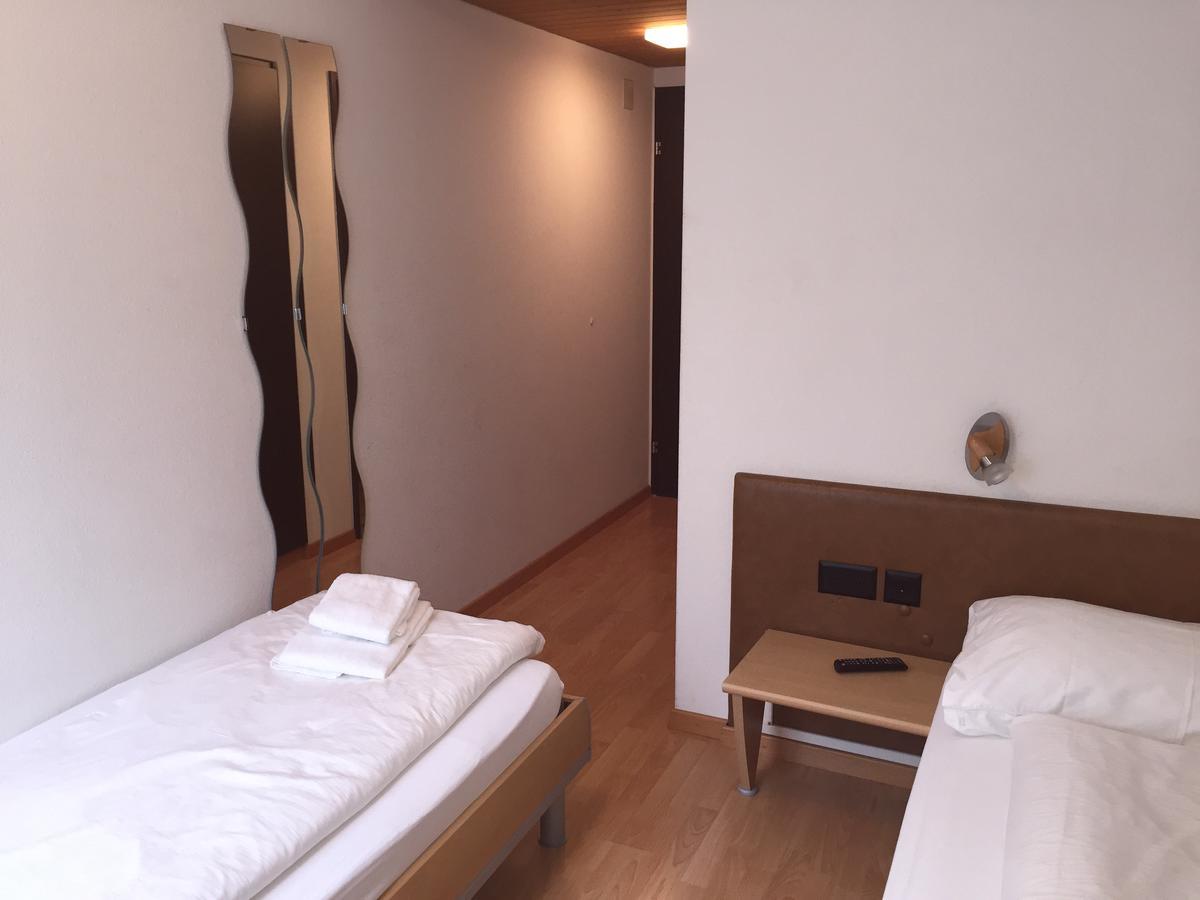 Hotel & Restaurant Stadthof Glarus Kültér fotó