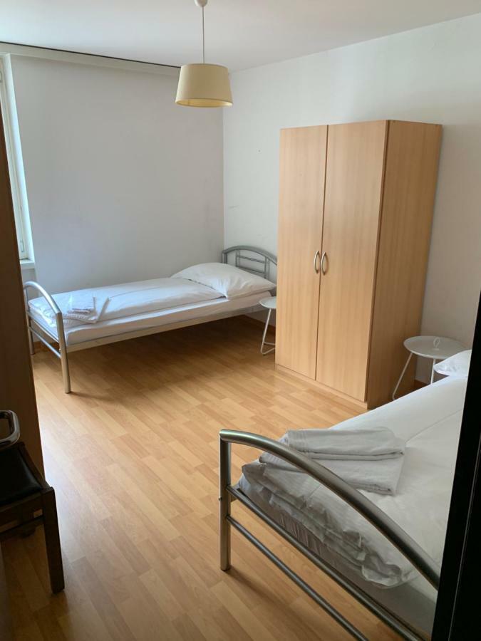 Hotel & Restaurant Stadthof Glarus Kültér fotó